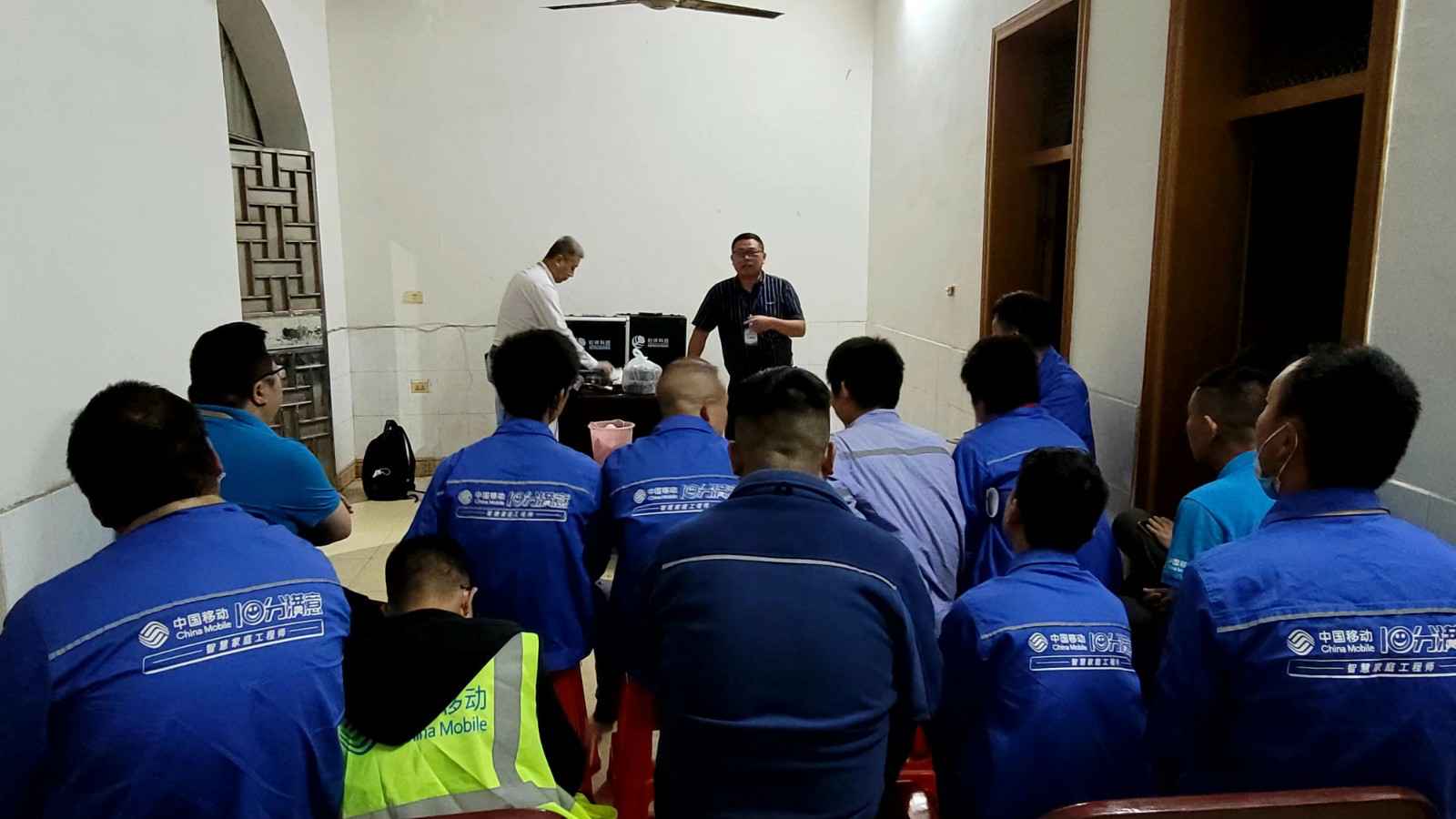 半岛在线注册-半岛(中国)为中移铁通有限公司安全用电培训
